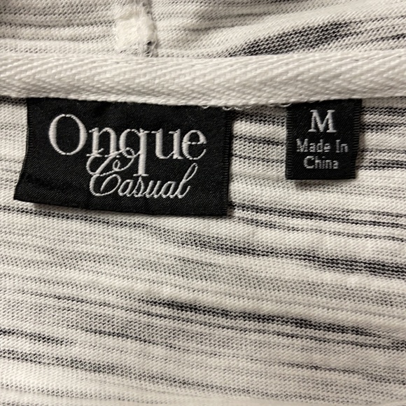 Onque Casual Medium Black & White Striped Hoodie Shirt - Picture 8 of 9